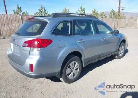 2013 Subaru Outback 2.5I z USA, uszkodzony, nr VIN 4S4BRBAC2D3318494